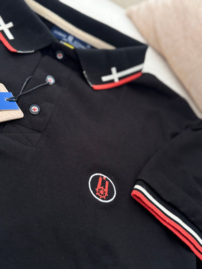 Polo Negra Cuello Cruzado – Diseño Exclusivo en Algodón Pima | Buh