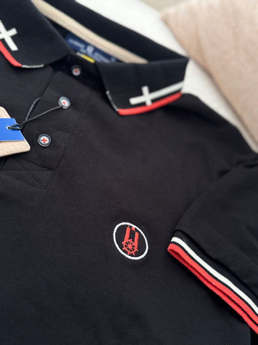 Polo Negra Cuello Cruzado – Diseño Exclusivo en Algodón Pima | Buh