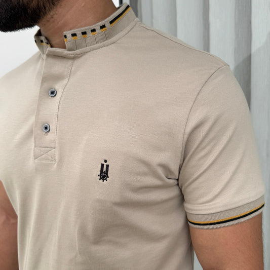 Polo Beige con cuello Mao  Ref 25130
