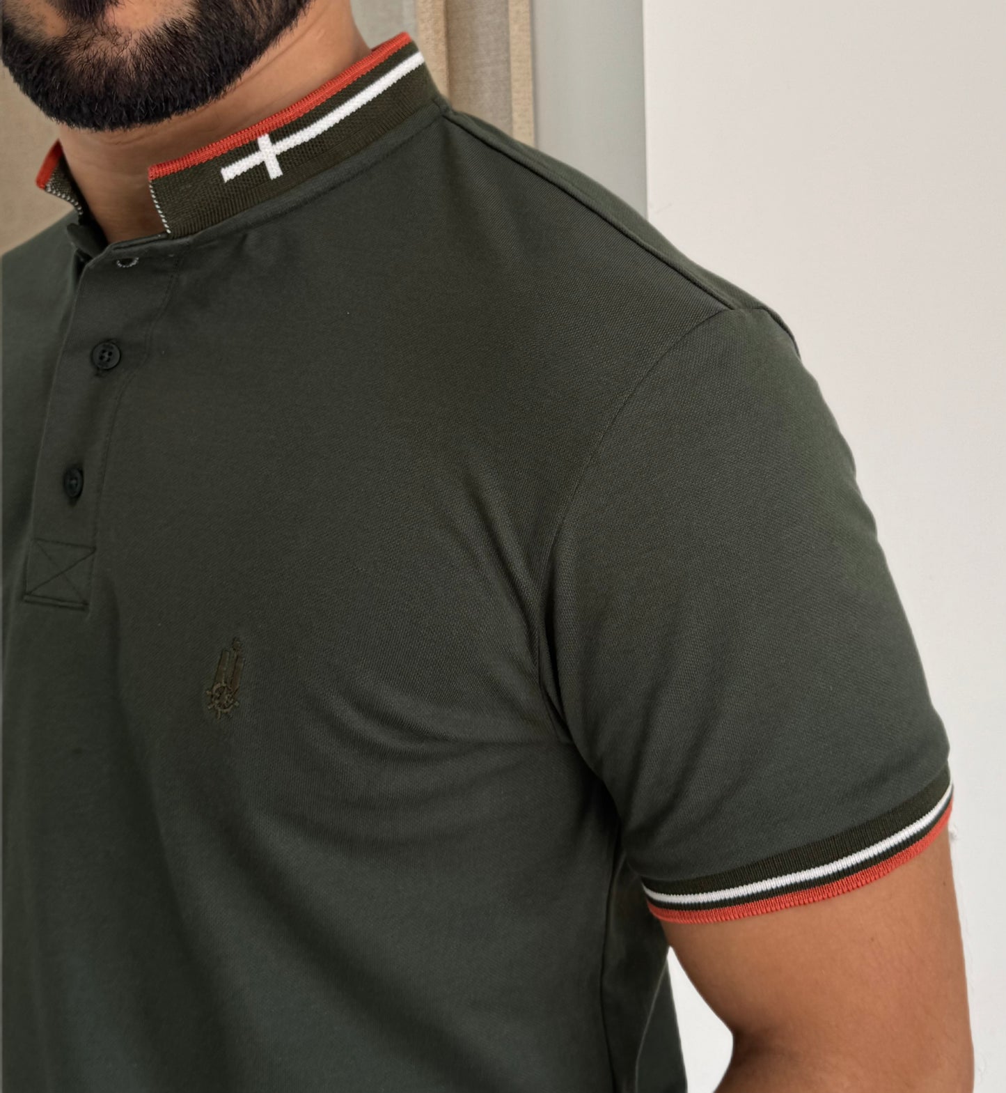 Polo Hombre – Cuello Mao– Estilo Moderno