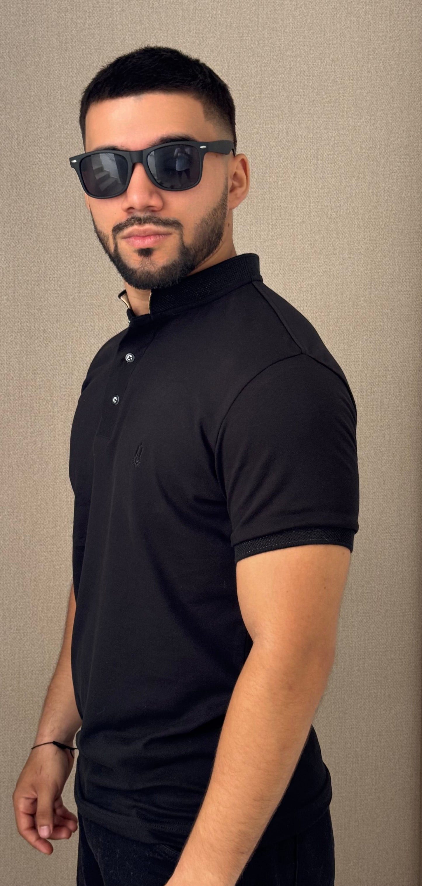 Polo Beige con cuello Mao  Ref 25130